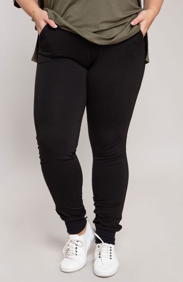 Pantaloni de trening negri cu manșete elastice