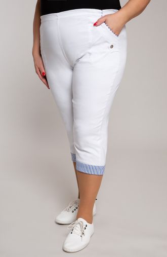 Pantaloni trei sferturi albi cu dungi