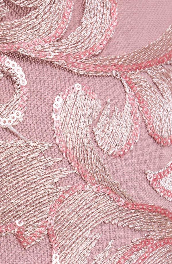 Rochie roz pudră cu dantelă satinată