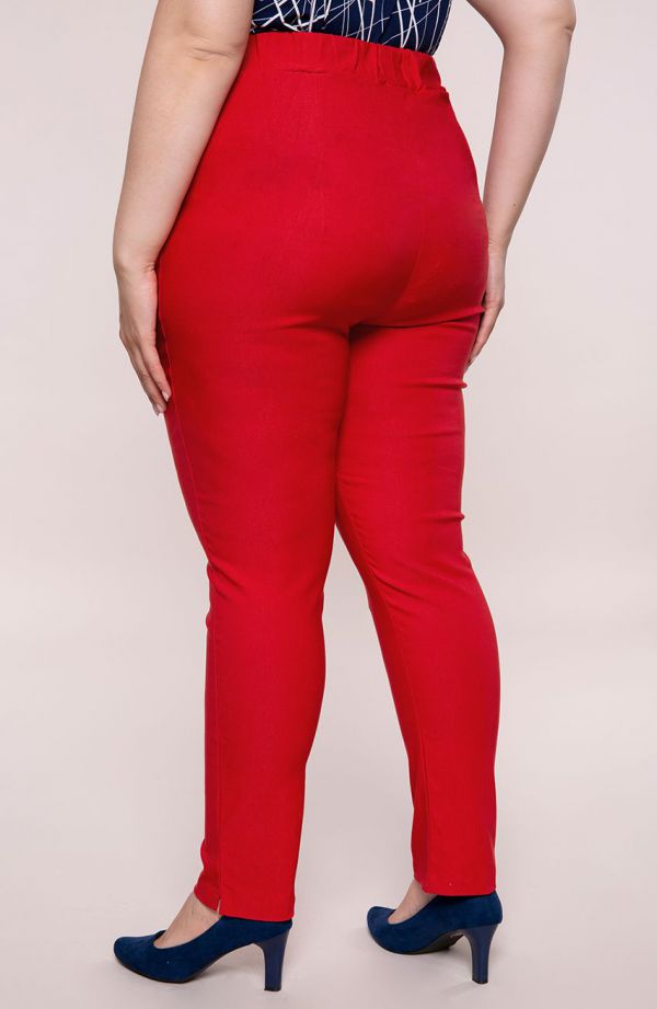 Czerwone spodnie plus size dla puszystych z bardzo wysokim stanem
