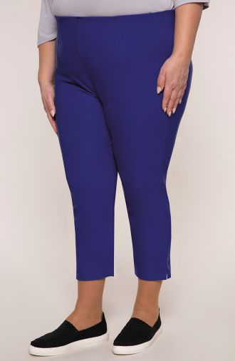 Pantaloni trei sferturi culoare albastră