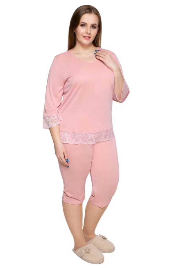 Pijama roz cu inserții din dantelă