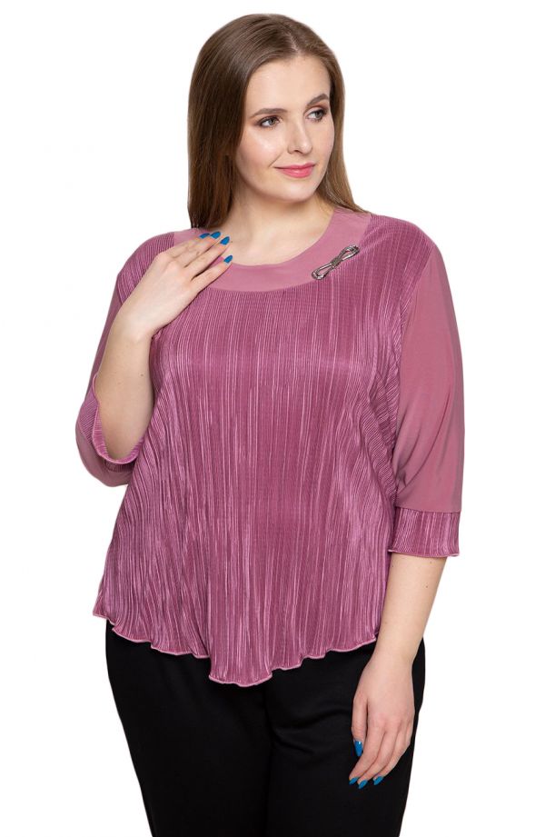 Różowa wizytowa bluzka z plisowaniem - odzież plus size